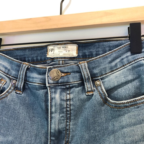 {UO} FREE PEOPLE Jeans - Picture 3 of 8